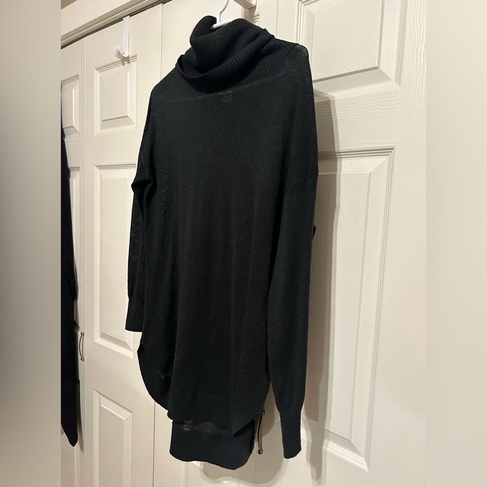 Beautiful H&M Turtleneck Sweater